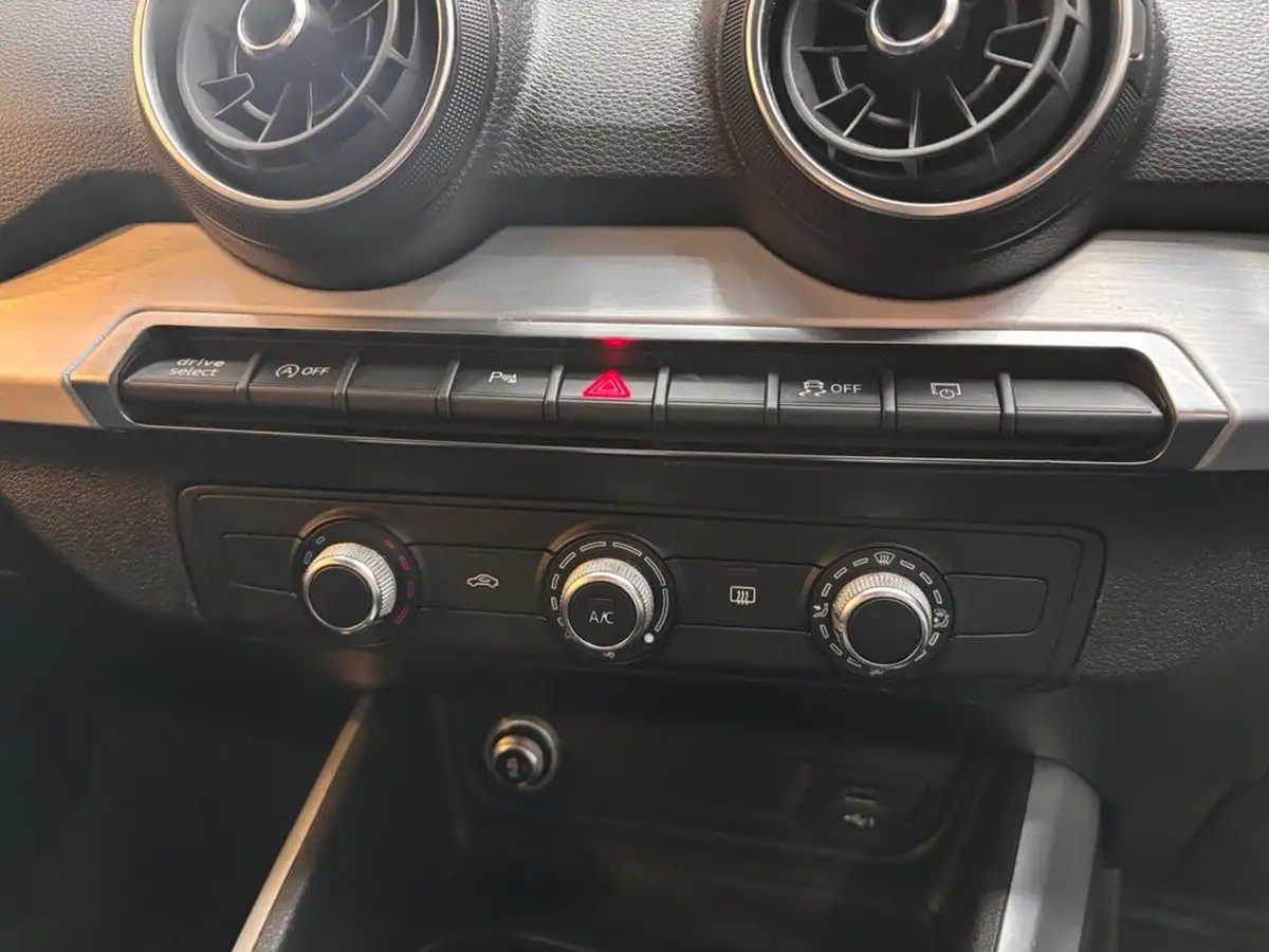 2018-audi-q2-20-tdi-s-line-big-42