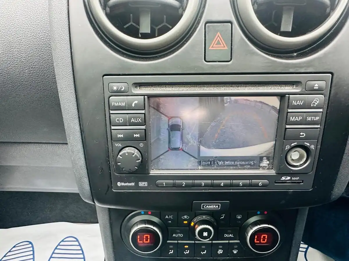 2013-nissan-qashqai2-15td-360-big-20