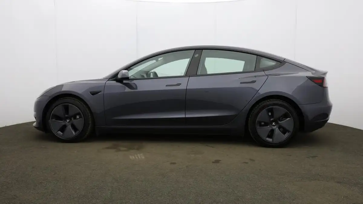 2021-tesla-model-3-e-long-range-4x4-big-71