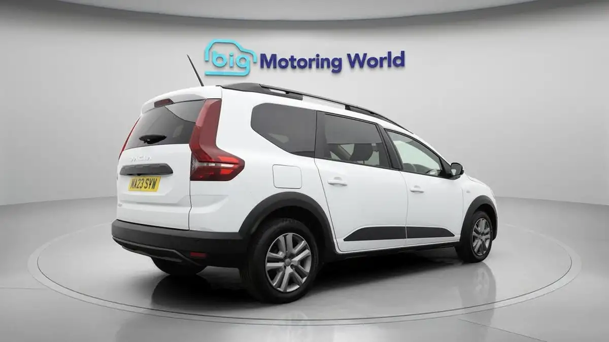 2023-dacia-jogger-10-tce-expression-big-7