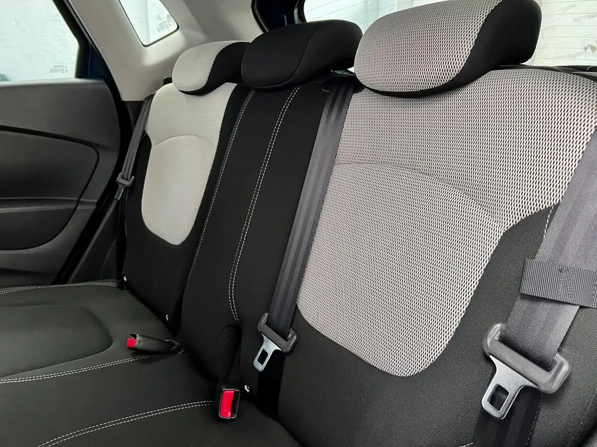 2019-renault-captur-13-tce-iconic-130bhp-ss-big-34