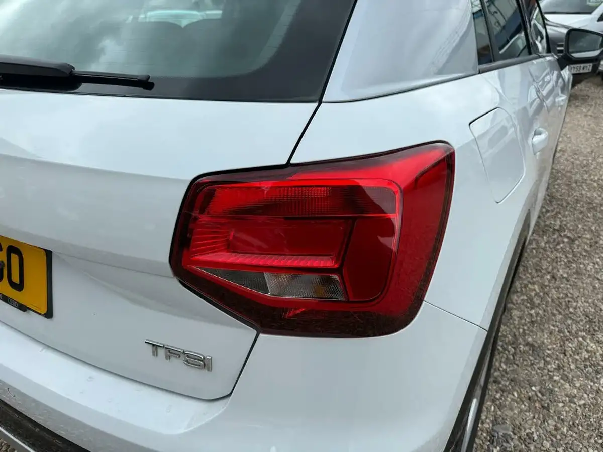 2018-audi-q2-14-tfsi-sport-s-tronic-big-67