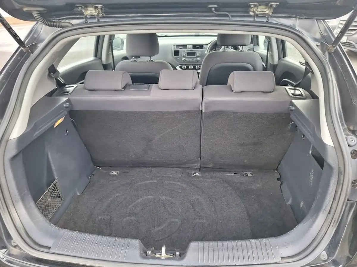 2014-kia-rio-11crdi-1-air-big-8