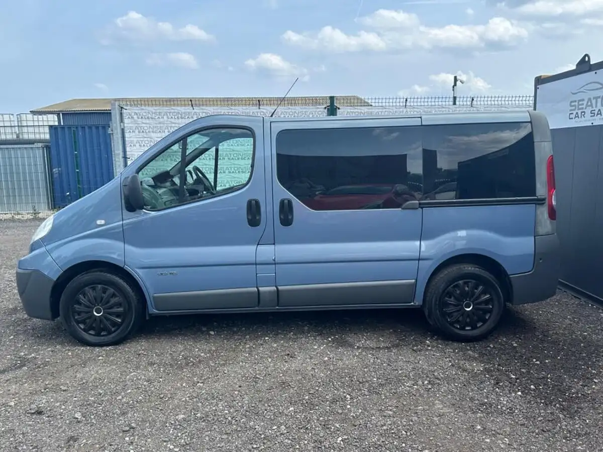 2013-renault-trafic-20td-sl27dci-115-eu5-minibus-9-seats-qs6-big-3