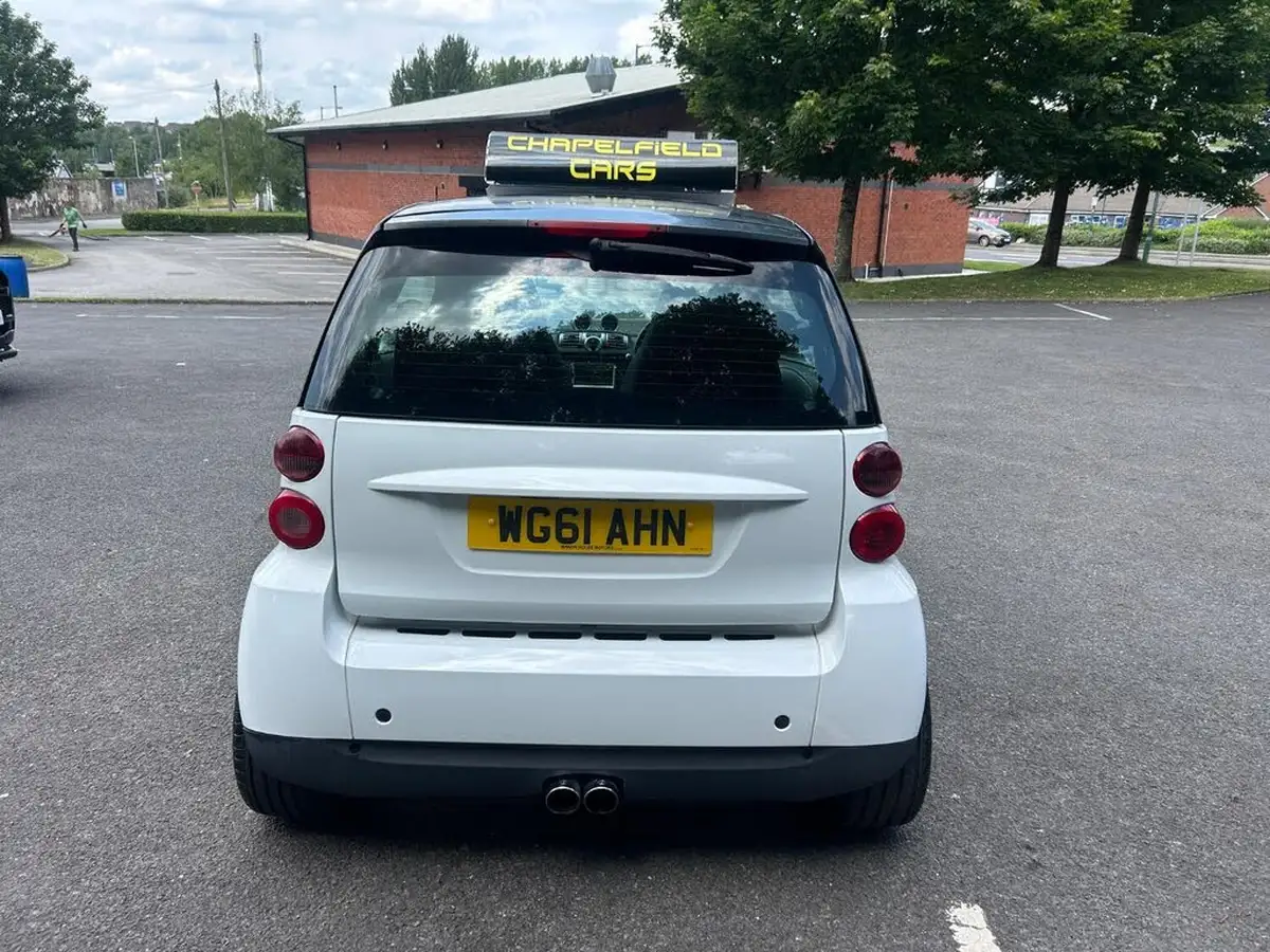 2012-smart-fortwo-10-brabus-xclusive-coupe-softouch-big-11