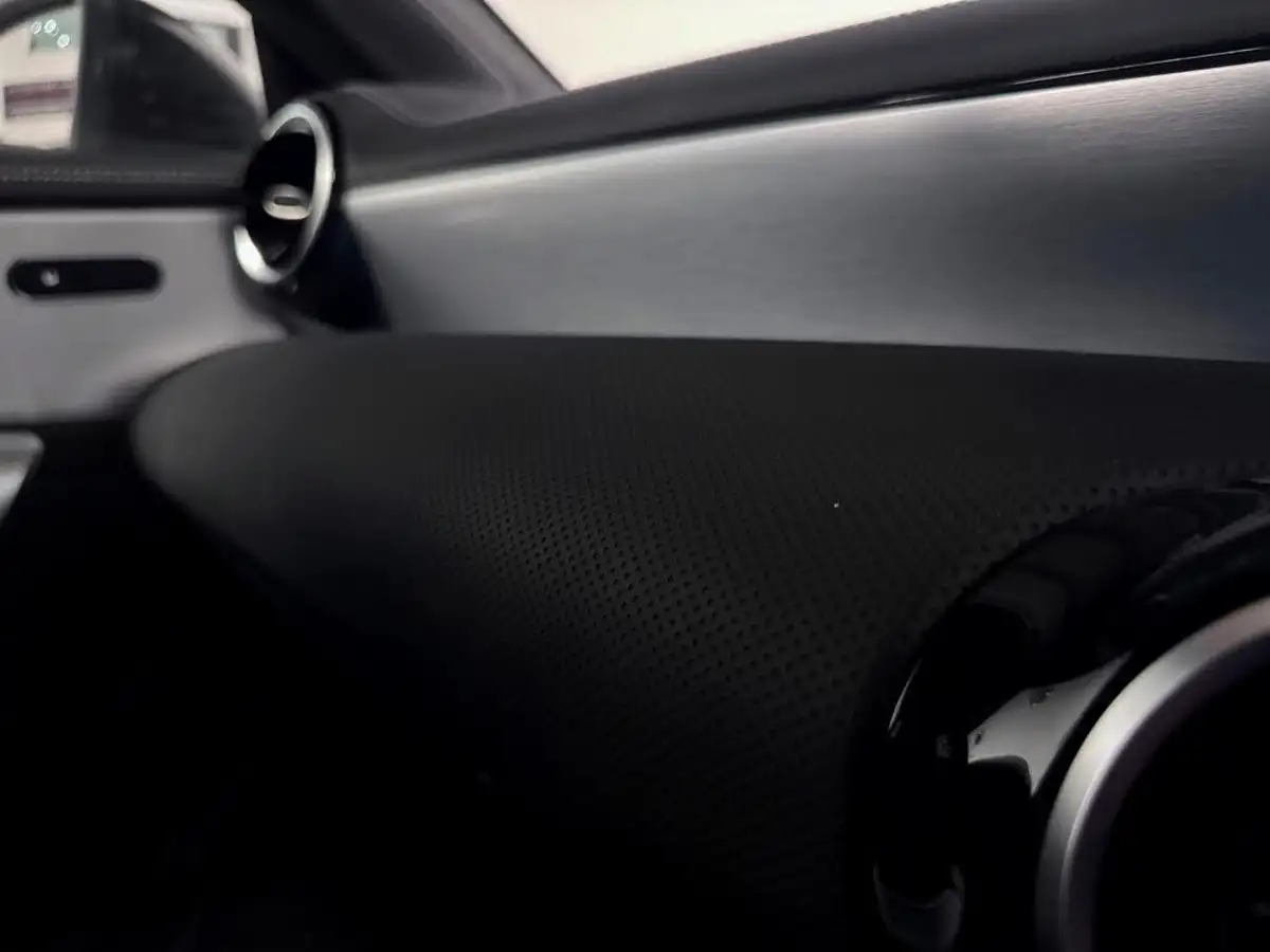 2022-mercedes-benz-cla-13-cla-200-amg-line-shooting-brake-5d-big-25