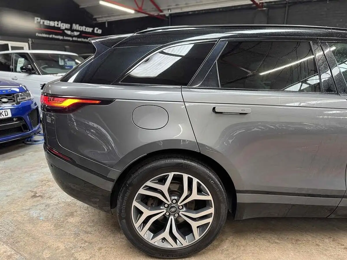 2017-land-rover-range-rover-velar-30-d300-r-dynamic-hse-big-19