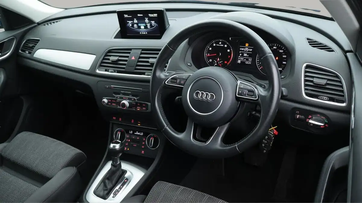 2017-audi-q3-14-tfsi-sport-s-tronic-big-9