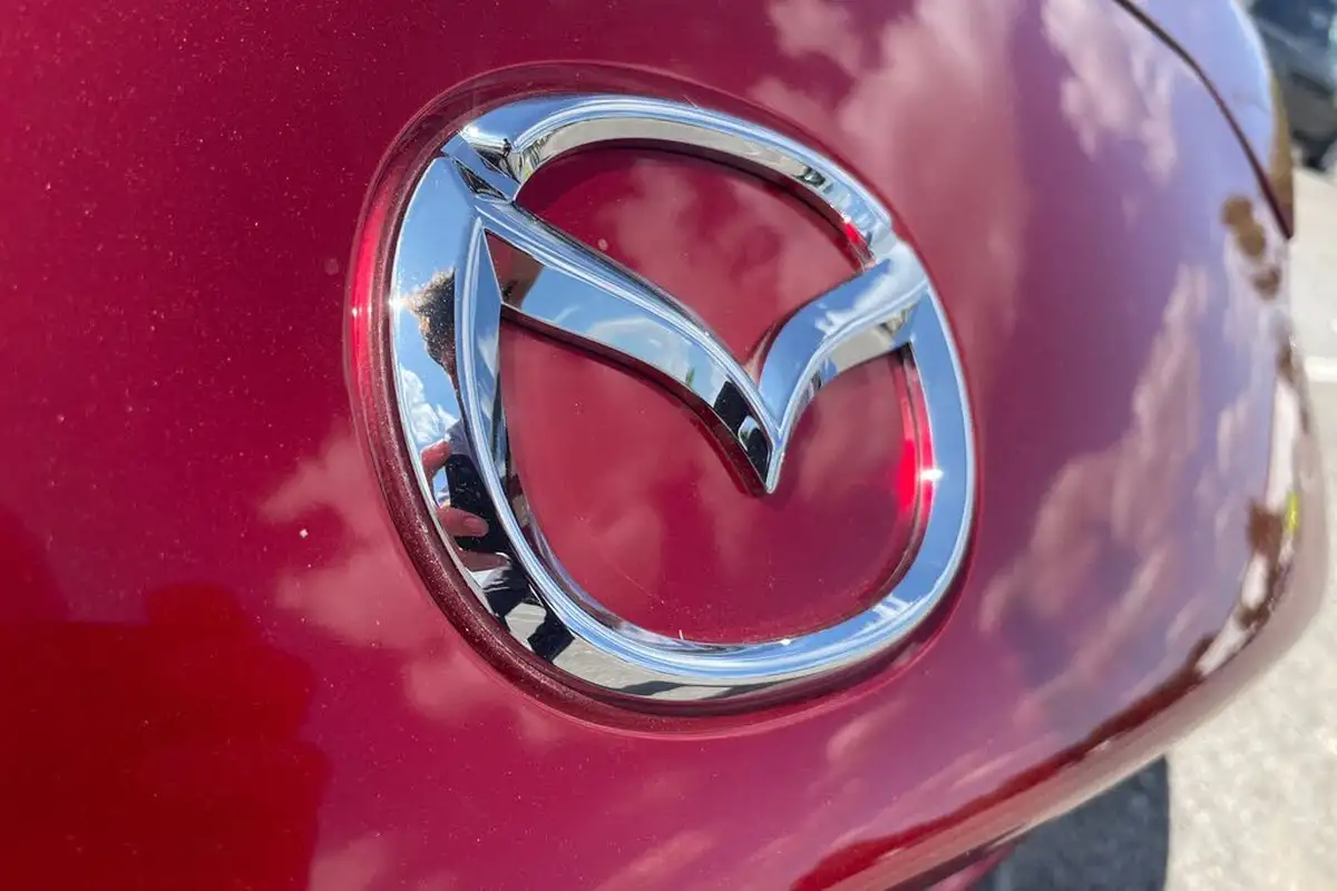 2021-mazda-mx-5-15-sport-convertible-big-19