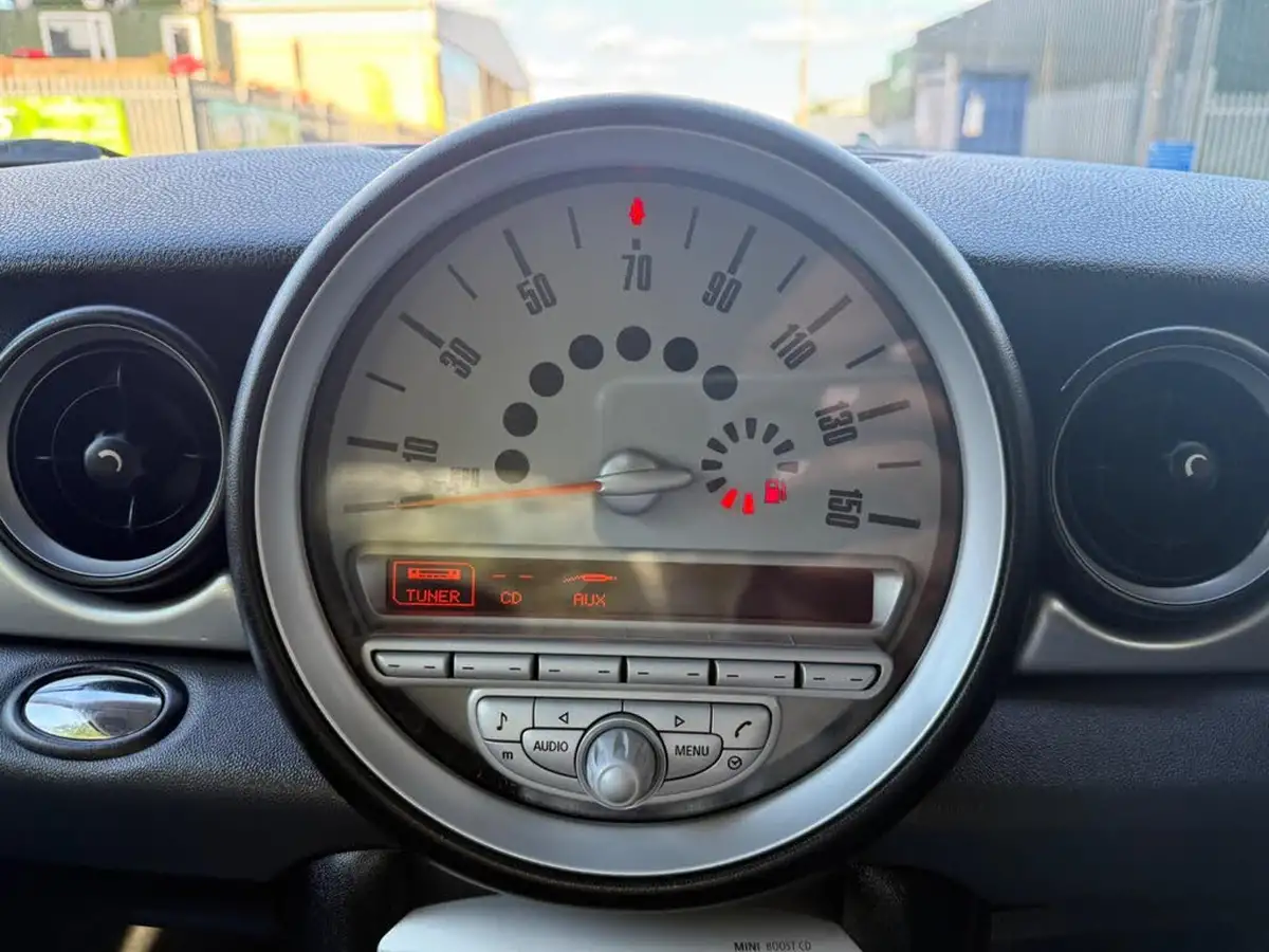 2008-mini-cooper-16-cooper-s-175bhp-hatchback-3d-big-38