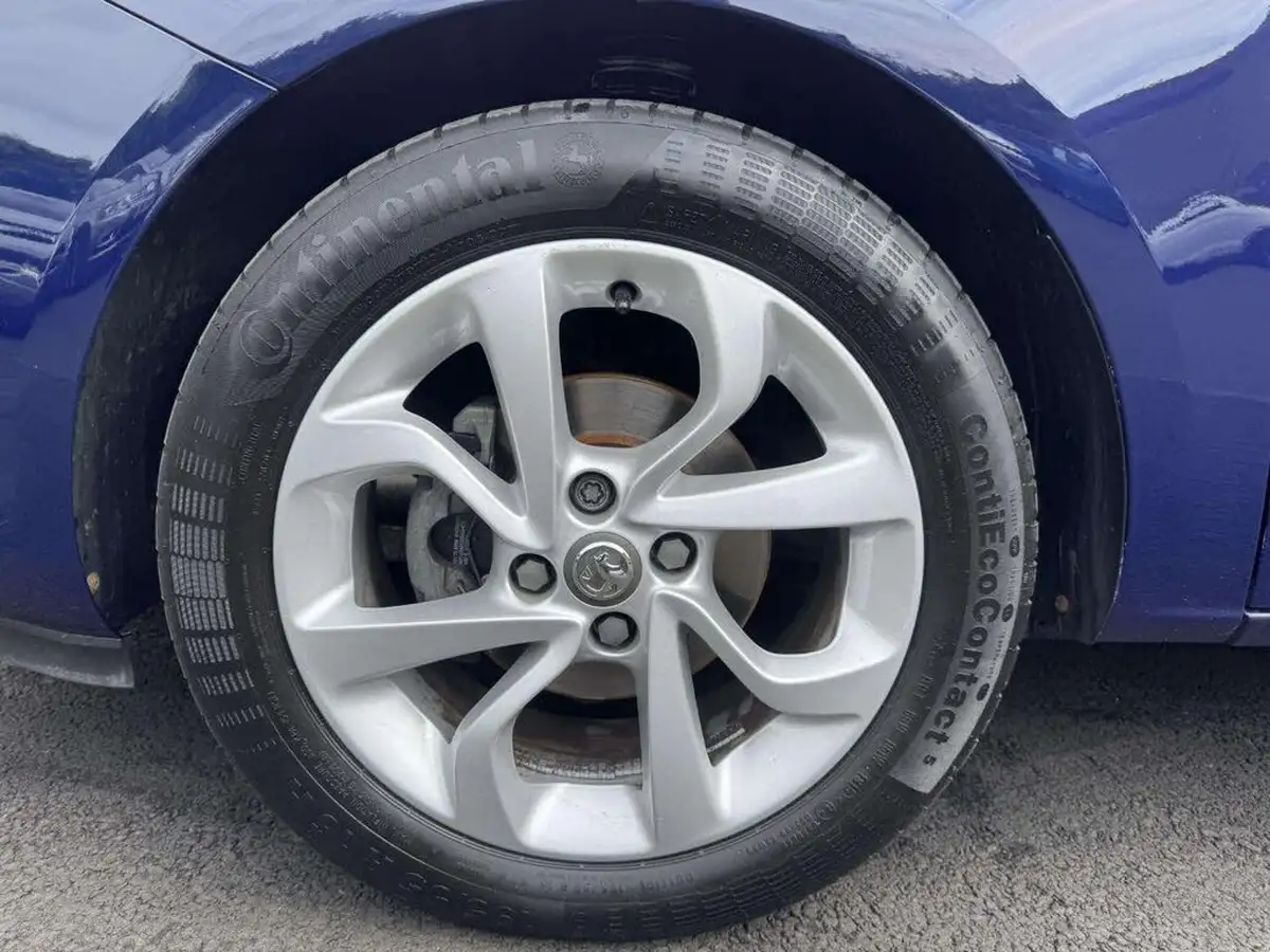 2015-vauxhall-corsa-14-excite-ac-90ps-ecoflex-5d-1398cc-big-32