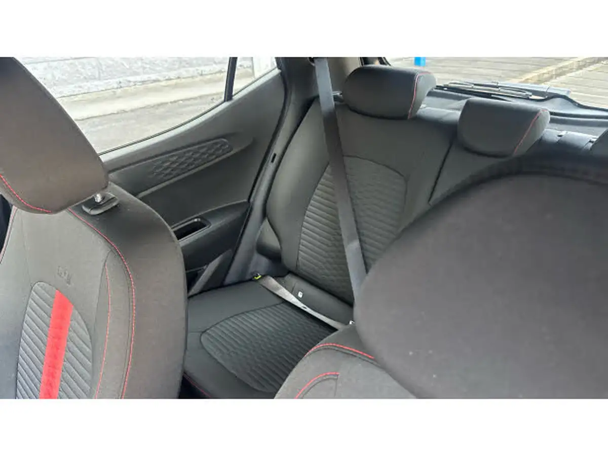 2024-hyundai-i10-10-t-gdi-n-line-90ps-two-tone-roof-big-29