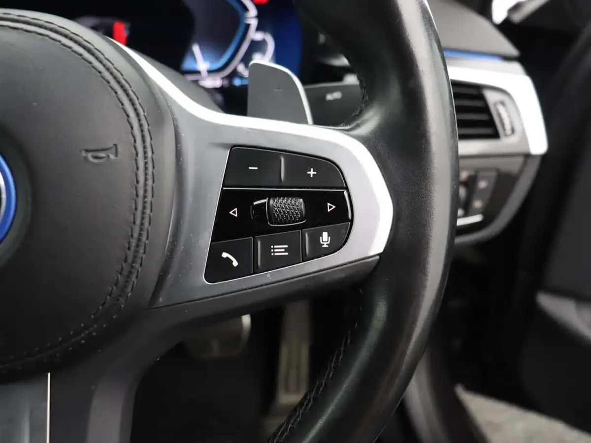 2022-bmw-5-series-20-530e-m-sport-saloon-4d-big-35