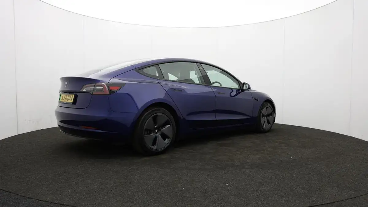 2021-tesla-model-3-e-standard-plus-big-13