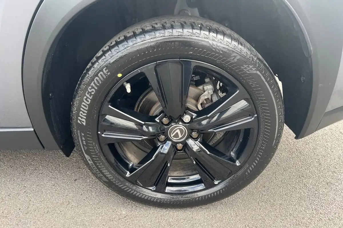2022-lexus-ux-250h-20-ux-184bhp-without-navigation-big-17