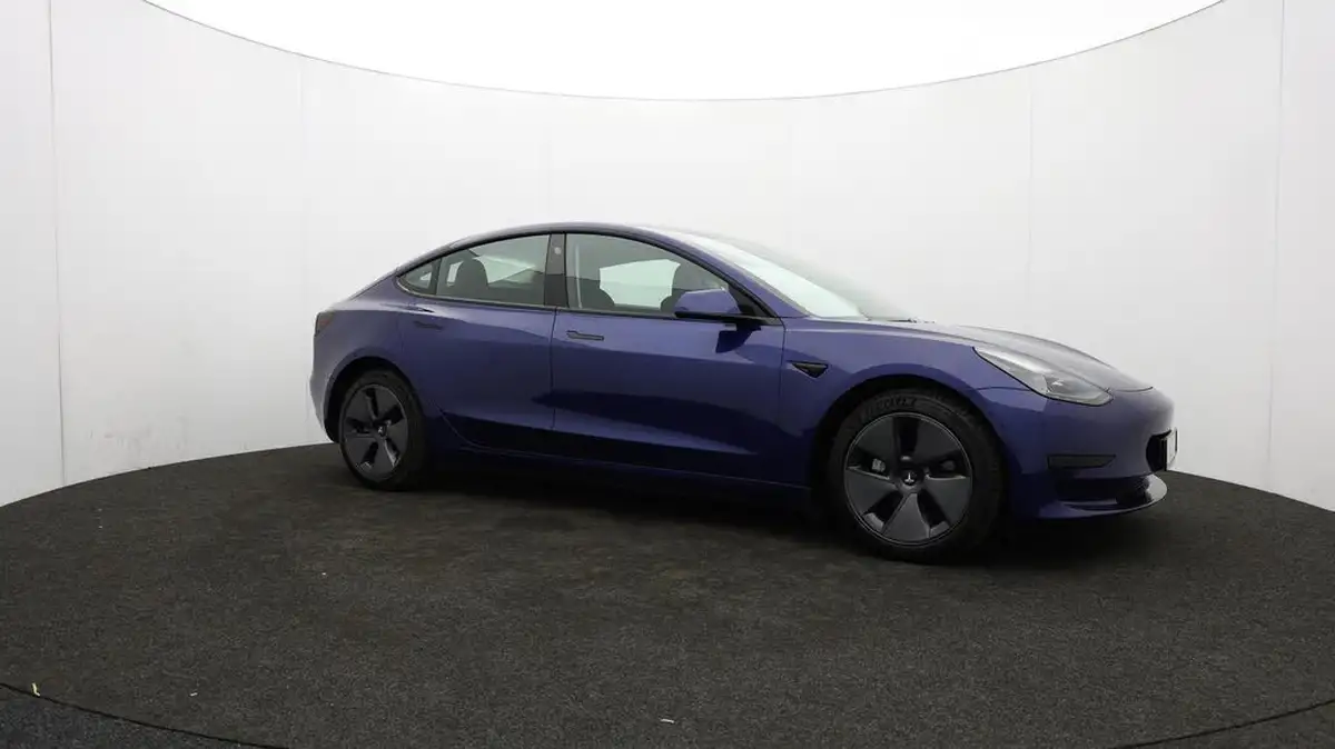 2021-tesla-model-3-e-standard-plus-big-37