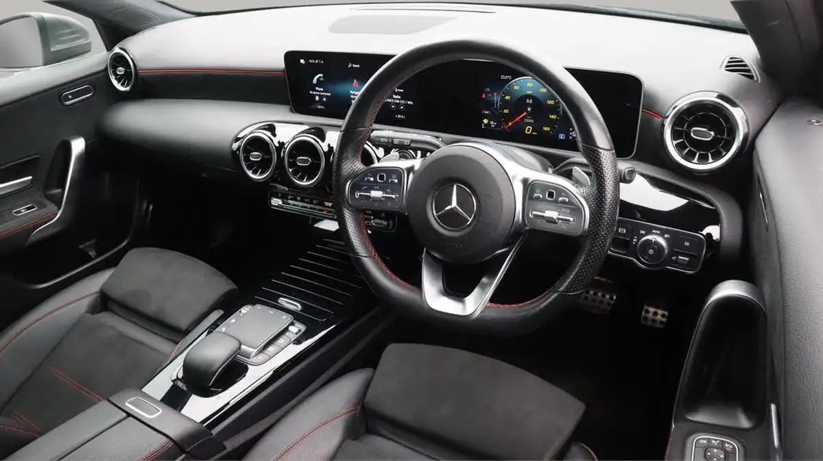 2020-mercedes-benz-a-class-13-a180-amg-line-executive-hatchback-5d-7g-dct-big-9