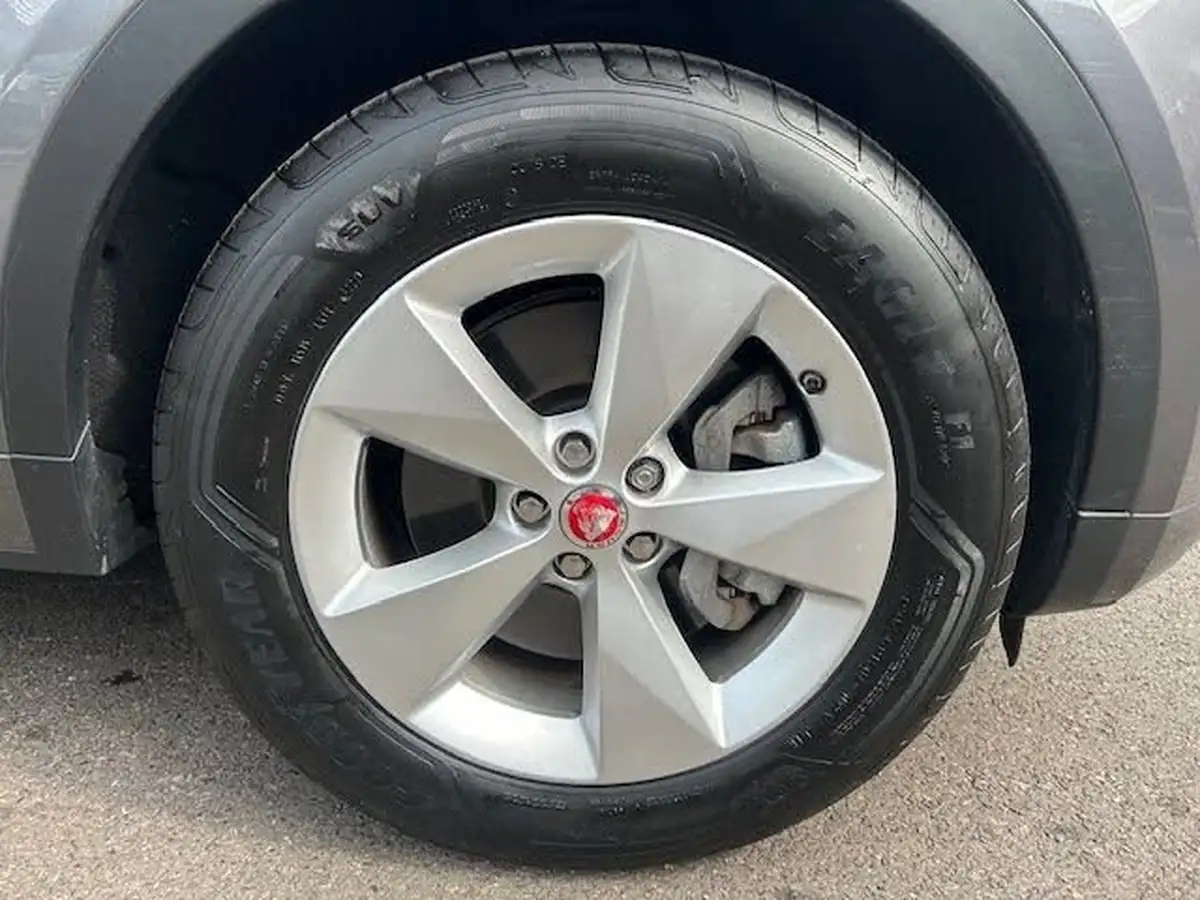 2019-jaguar-e-pace-20-i4-r-dynamic-s-200ps-big-8