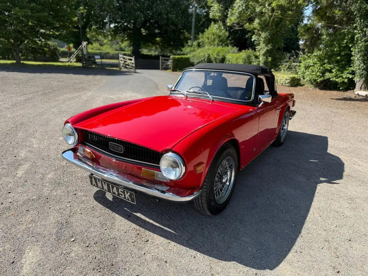 1971-triumph-tr6-convertible-big-10