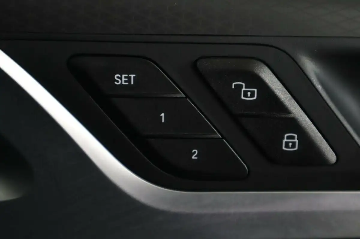 2022-bmw-ix3-e-m-sport-pro-big-30