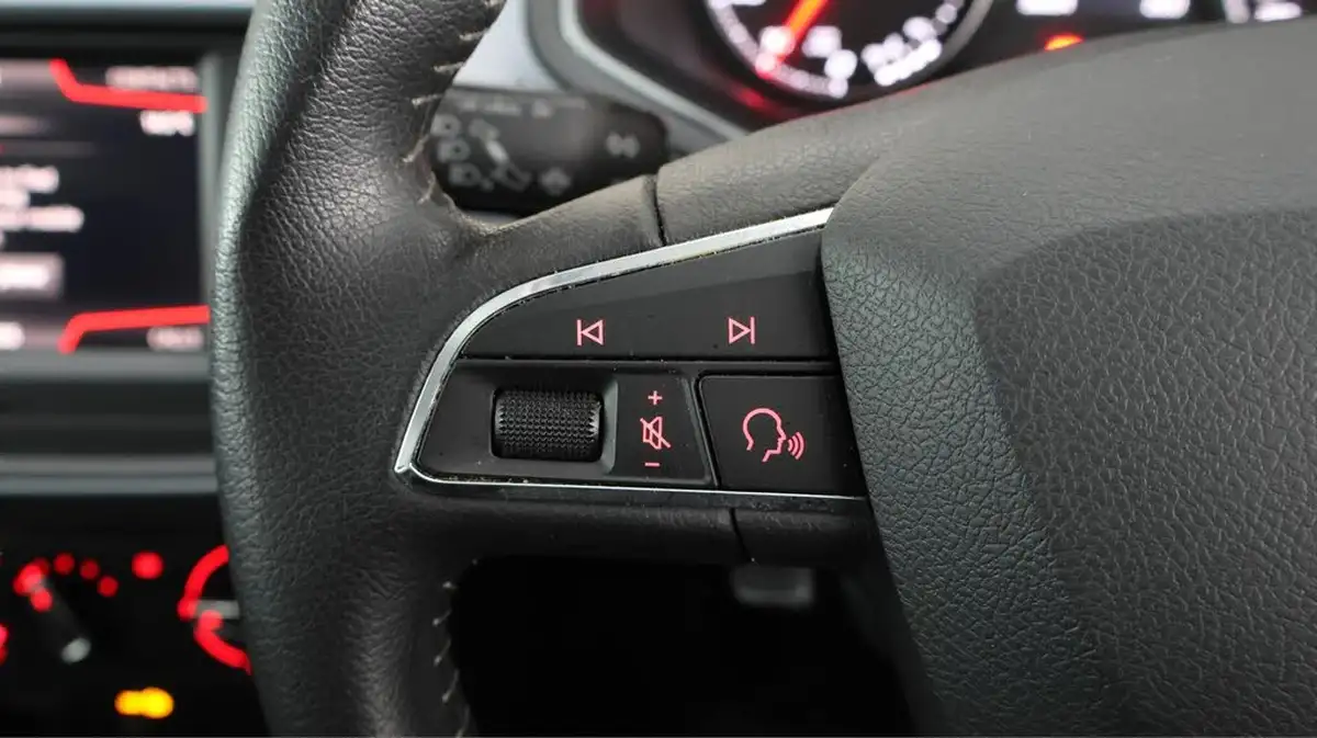 2019-seat-arona-10-tsi-se-95ps-big-33