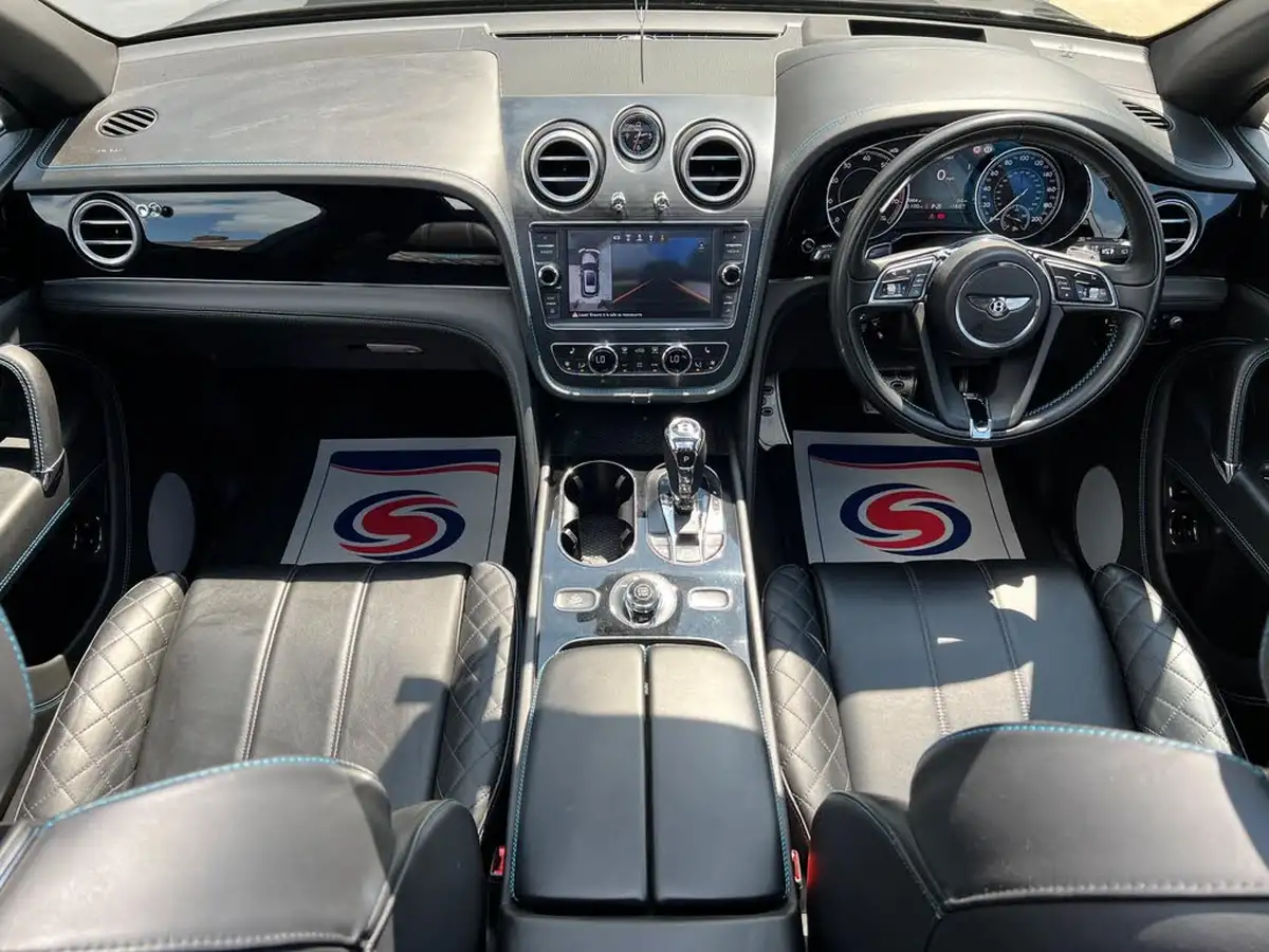 2017-bentley-bentayga-60-w12-big-13