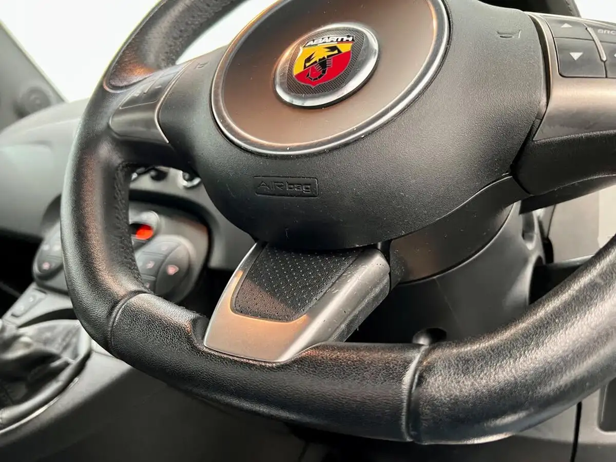 2012-abarth-595-big-13