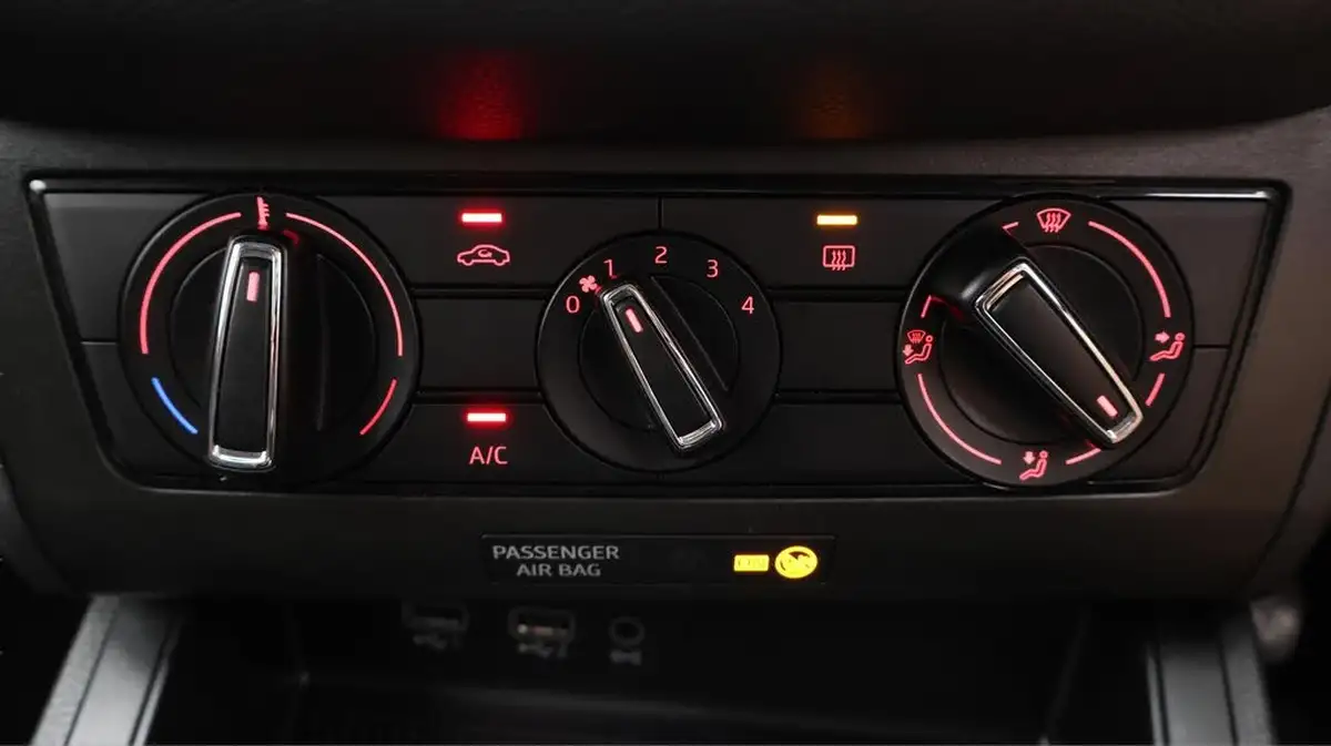 2019-seat-ibiza-10-tsi-fr-115ps-big-12