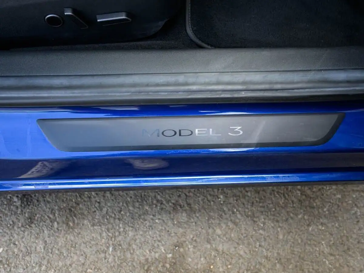 2021-tesla-model-3-e-standard-plus-big-22