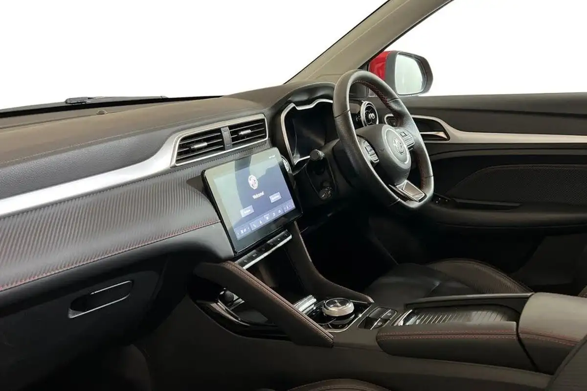 2022-mg-zs-suv-e-trophy-ev-156ps-long-range-big-10
