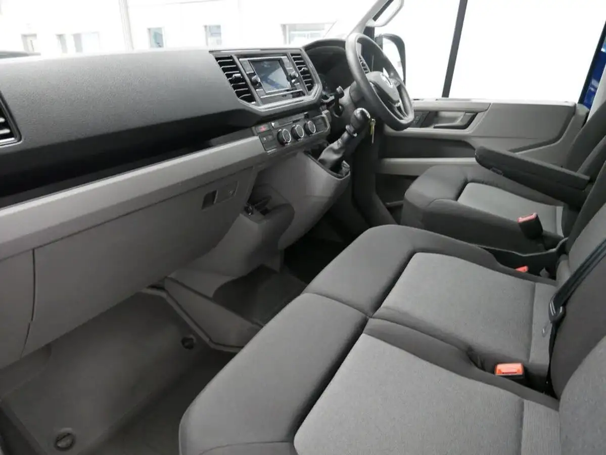 2020-volkswagen-crafter-20tdi-cr35-lwb-trendline-140pseu6dt-e-big-17