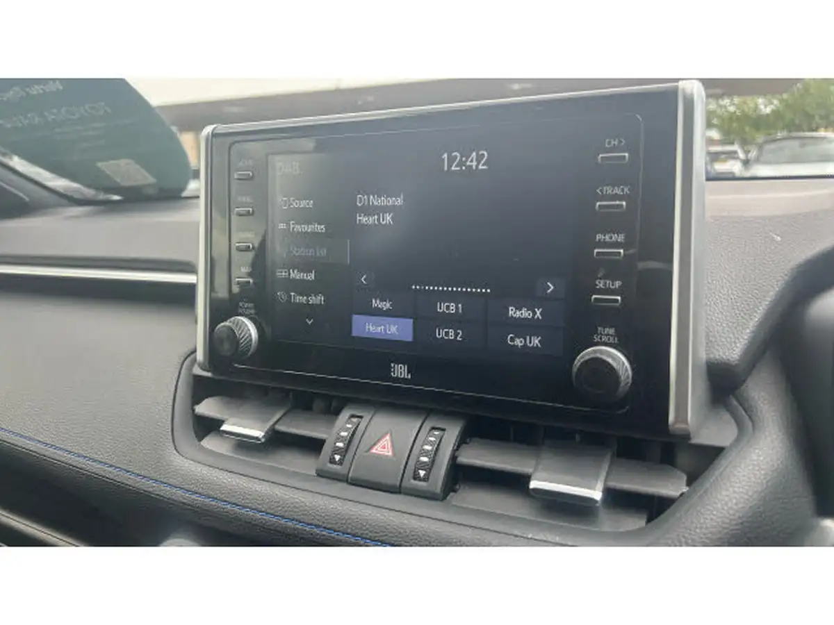 2022-toyota-rav4-25-vvt-i-dynamic-215bhp-big-24