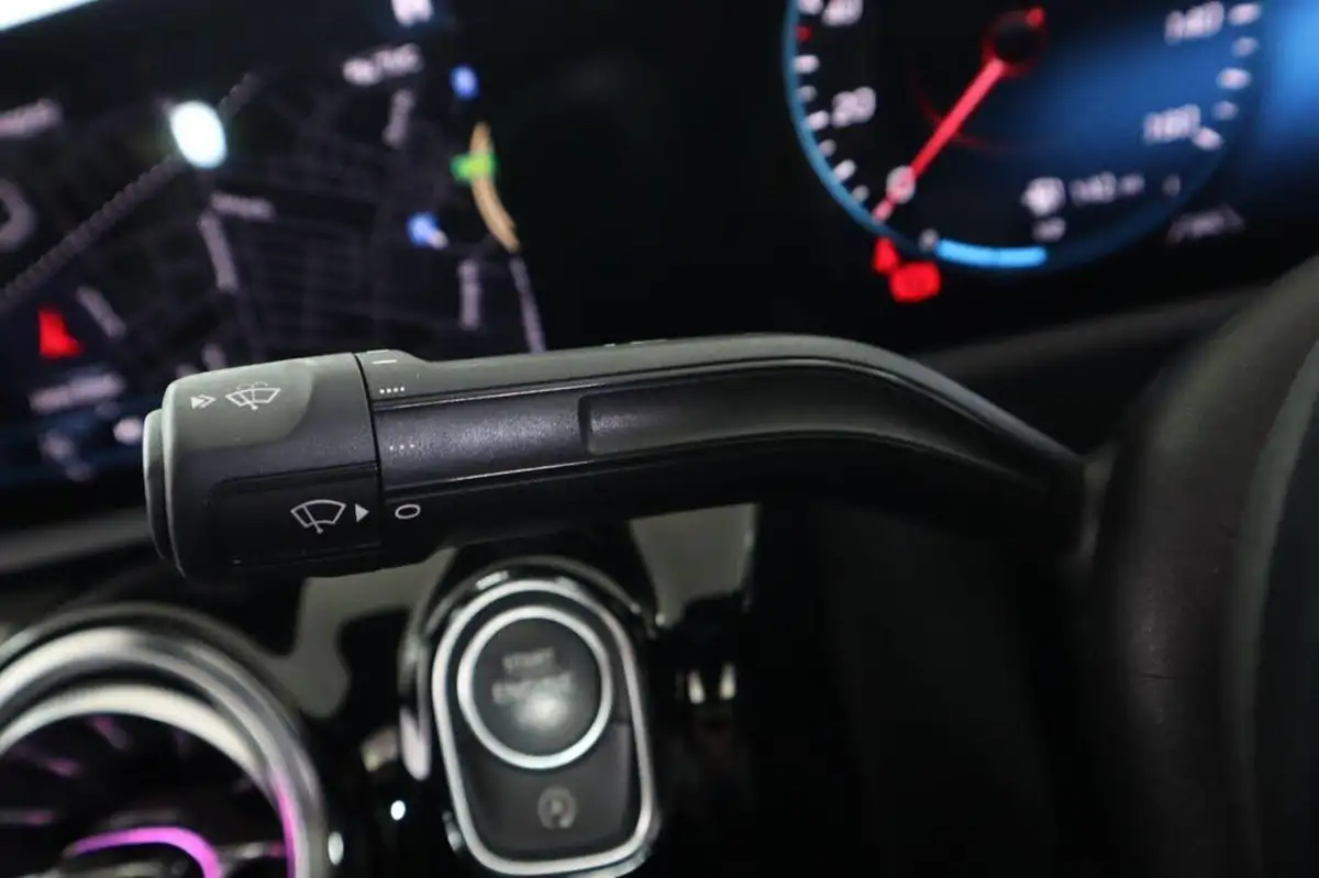 2021-mercedes-benz-cla-13-cla-200-amg-line-premium-plus-coupe-4d-big-58