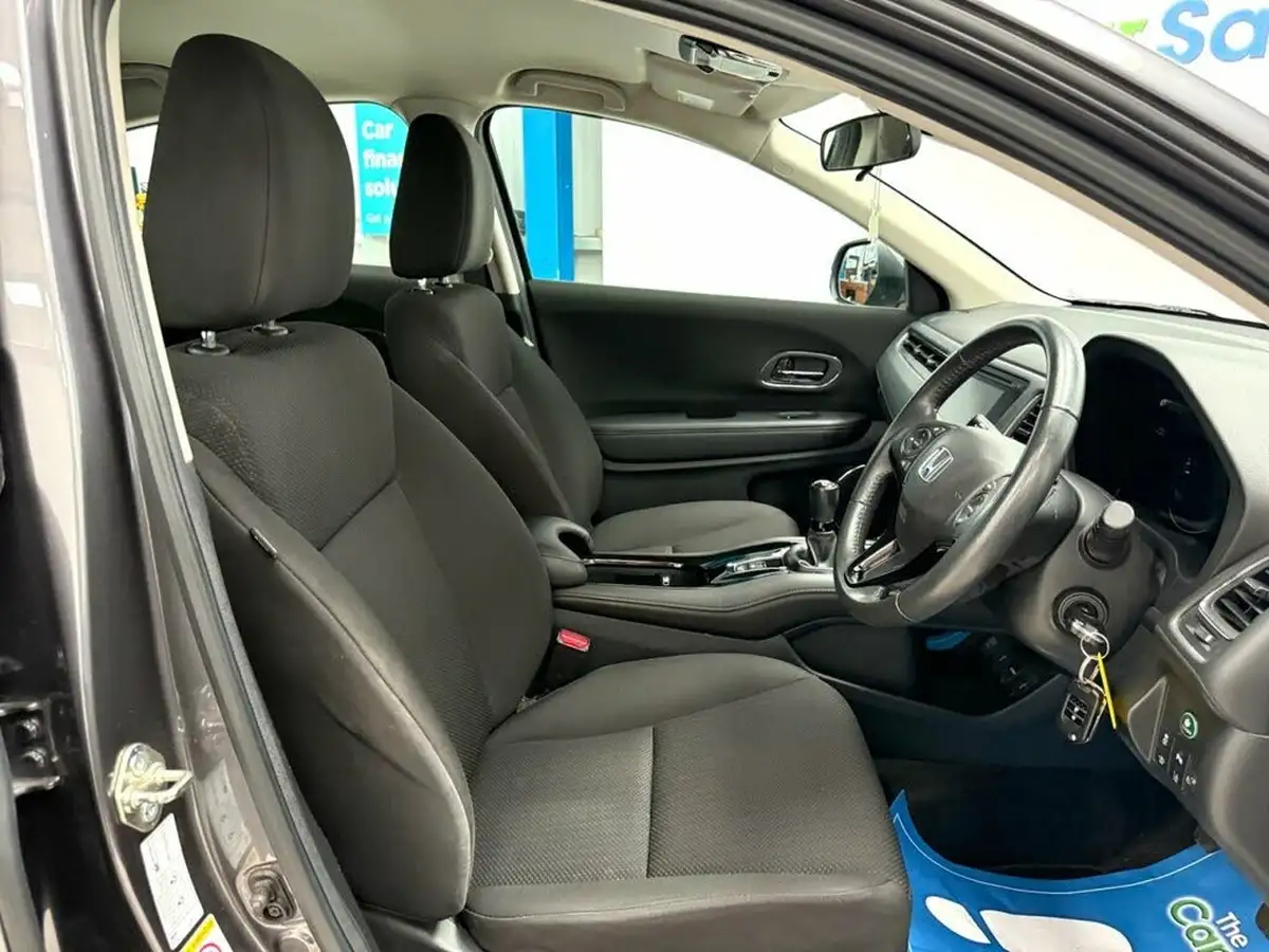 2017-honda-hr-v-15-i-vtec-se-big-15
