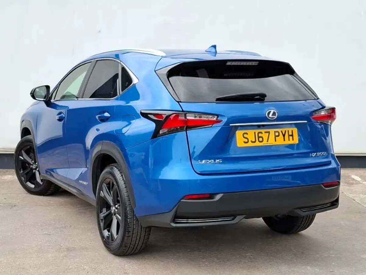2017-lexus-nx-300h-25-sport-big-1