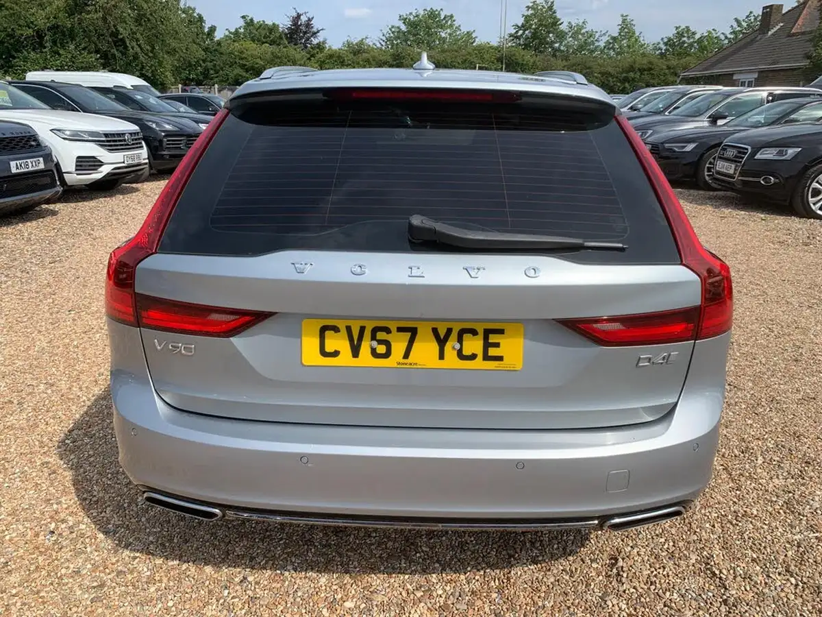 2017-volvo-v90-20td-d4-inscription-big-5