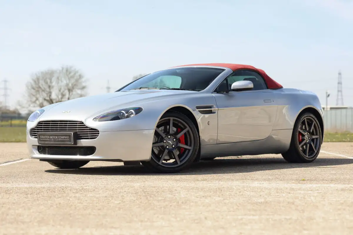2009-aston-martin-vantage-43-convertible-sportshift-big-18