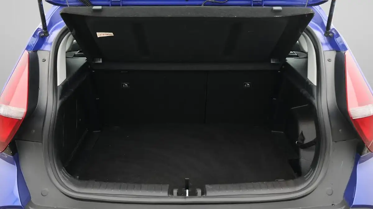 2022-hyundai-bayon-10-t-gdi-se-connect-big-17