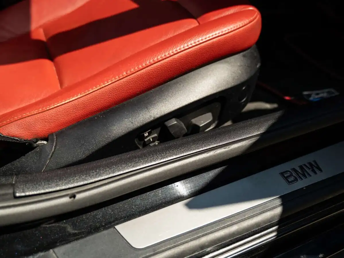 2009-bmw-z4-30-sdrive35i-big-32