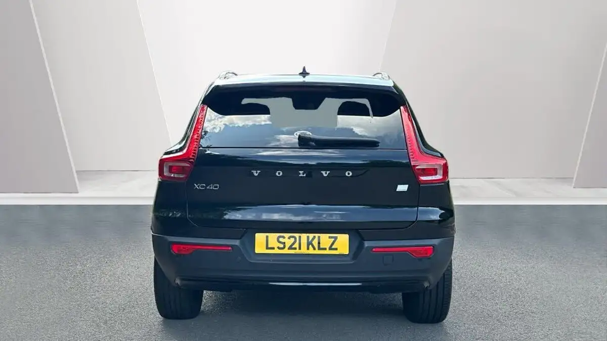 2021-volvo-xc40-15-t5-r-design-262bhp-big-6