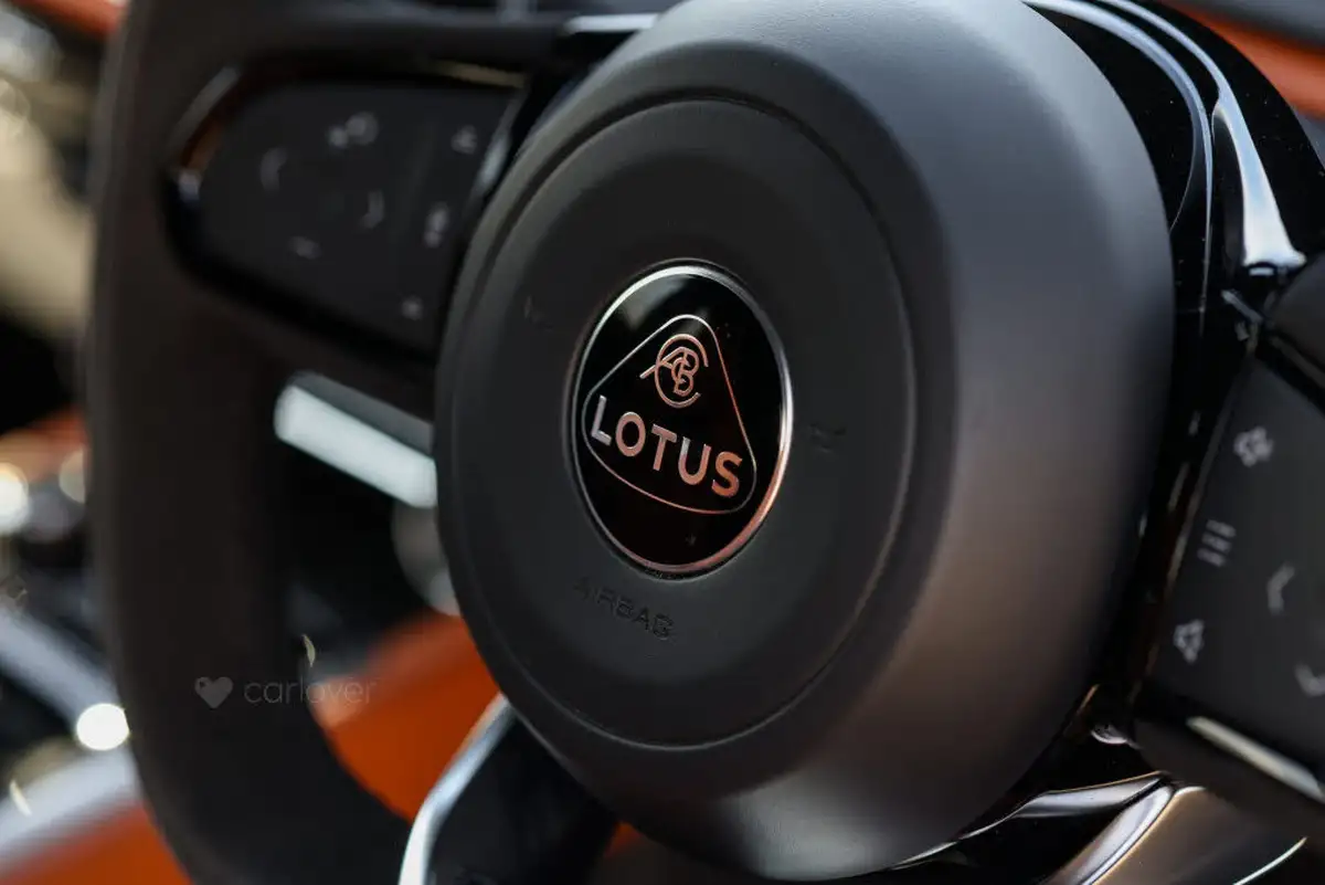 2023-lotus-emira-35-first-edition-v6-big-78