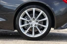 2013-aston-martin-vanquish-59-small-36