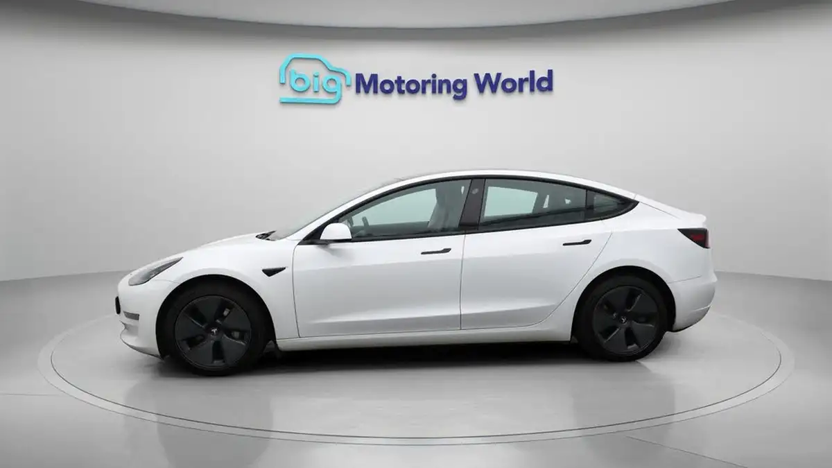2021-tesla-model-3-e-long-range-awd-big-4