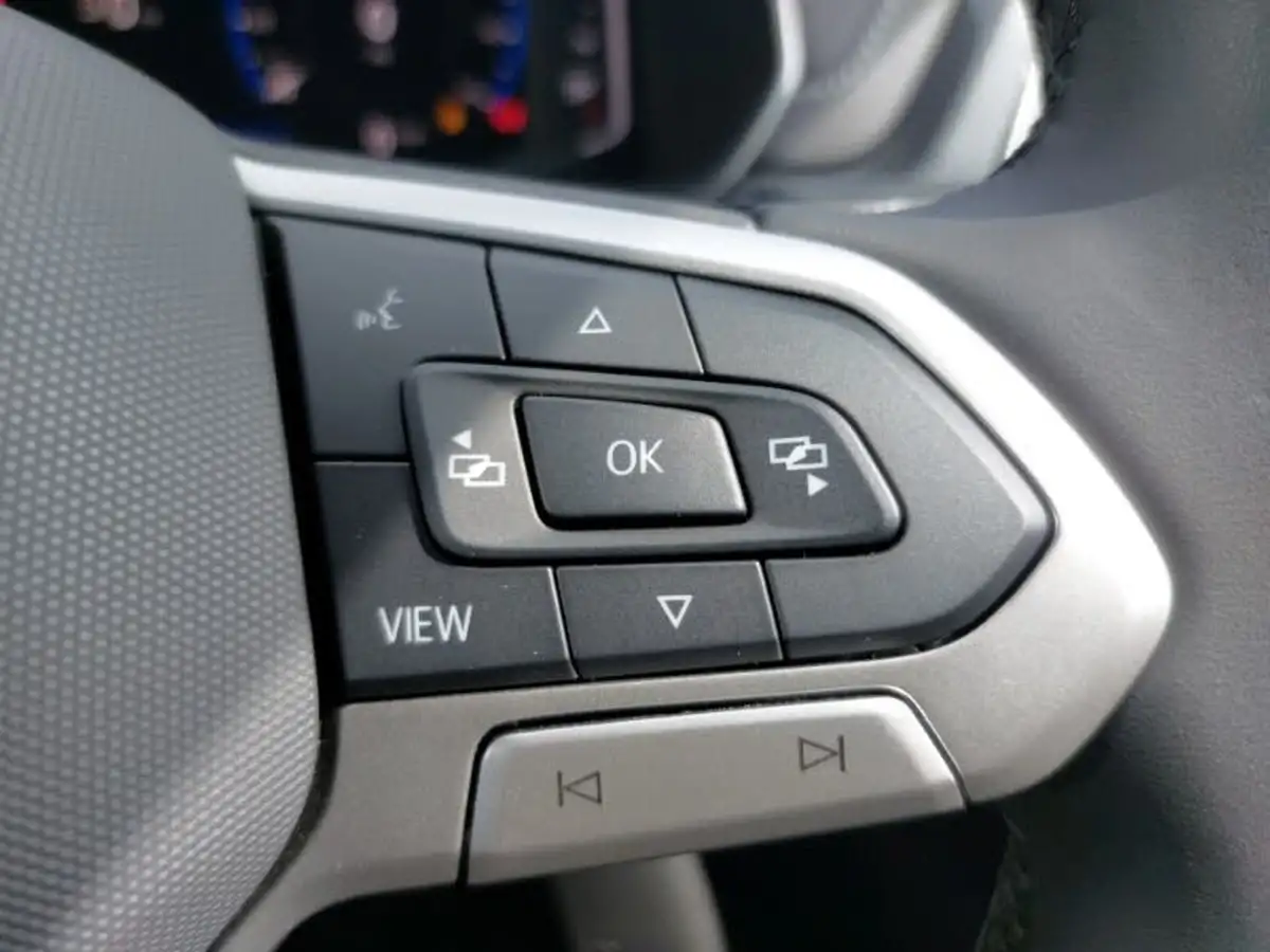 2024-volkswagen-t-cross-10-tsi-r-line-115ps-dsg-big-12
