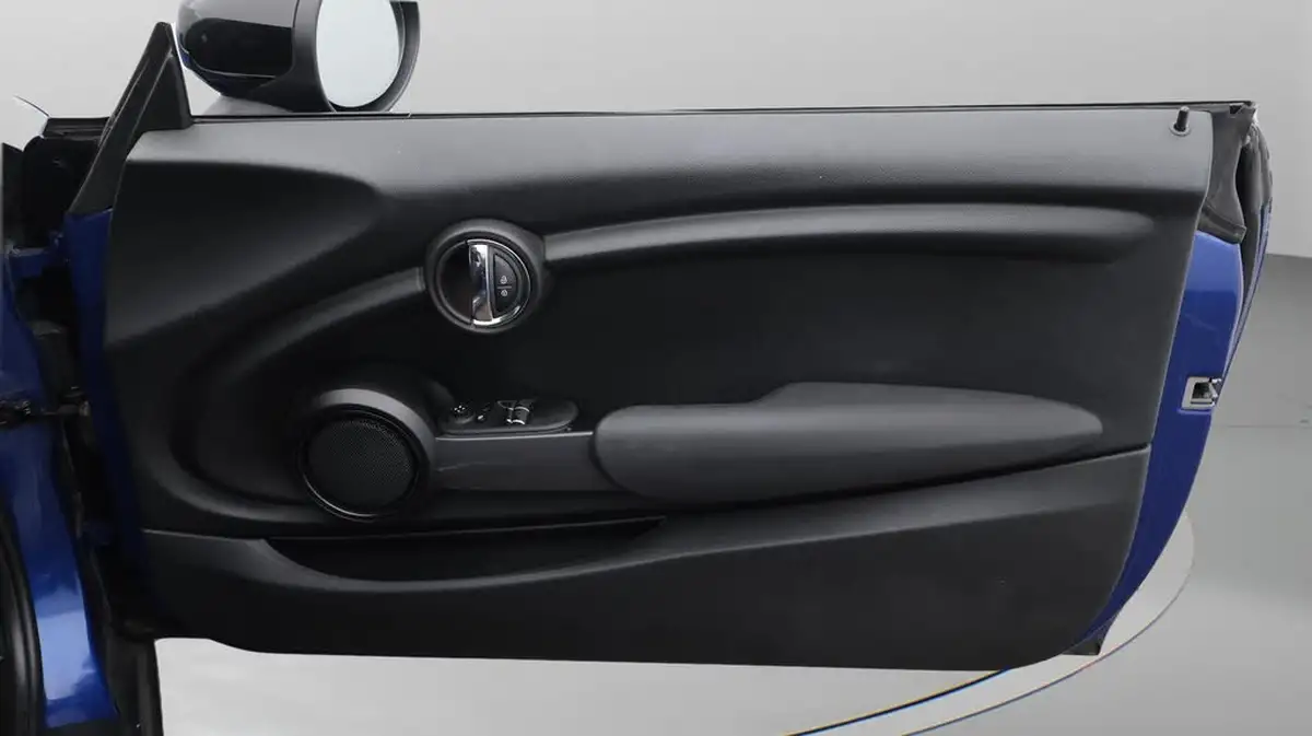 2020-mini-cooper-15-cooper-classic-nav-hatchback-3d-big-15