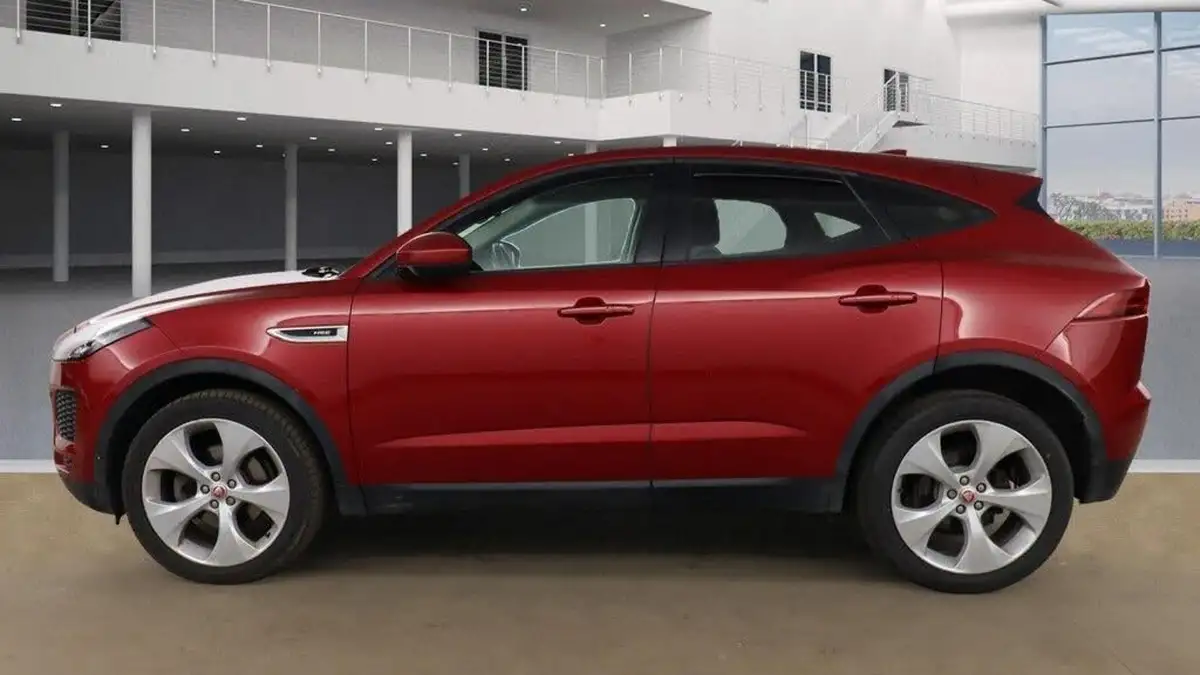 2018-jaguar-e-pace-20-i4d-hse-180ps-ss-big-9