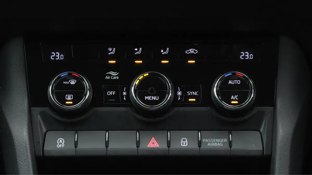 2022-skoda-karoq-15-tsi-se-drive-dsg-big-12