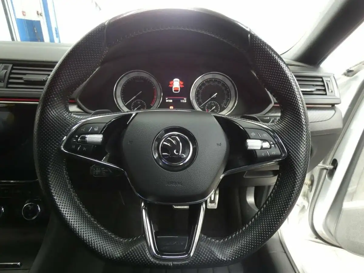 2020-skoda-superb-15-tsi-sportline-plus-estate-big-71