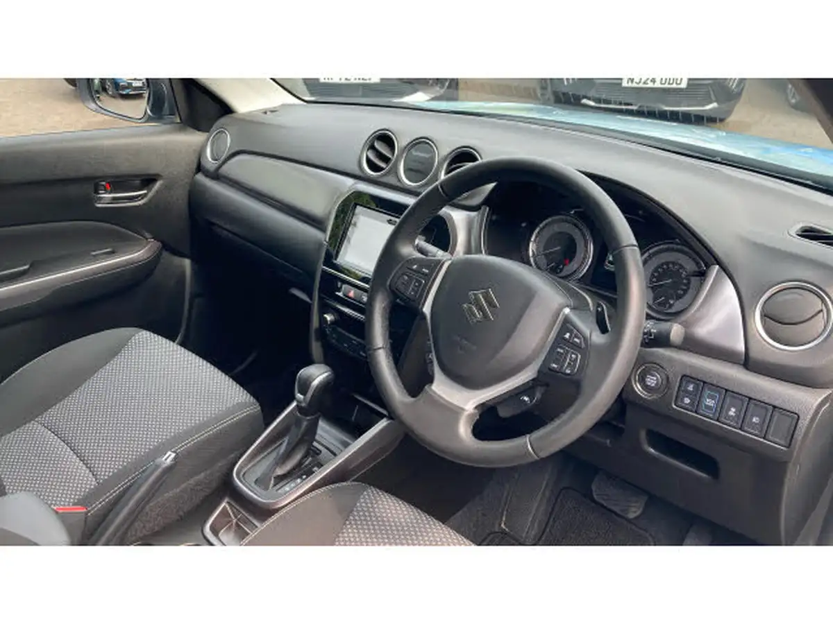 2023-suzuki-vitara-15-sz-t-big-10