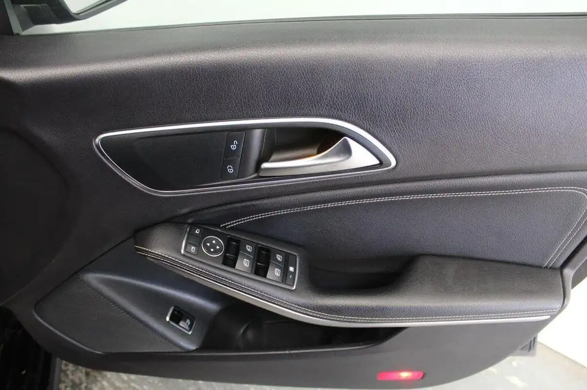 2013-mercedes-benz-cla-21td-cla-220-cdi-sport-21cdi-170bhp-big-48